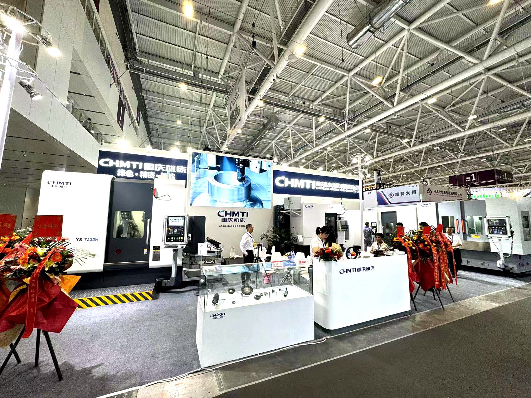 直击现场 | 展会第一天，重庆机床集团产品受到广泛关注